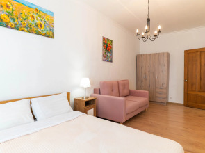 Апартаменты на Белинского 7