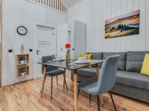 Частный дом загородный с баней на дровах