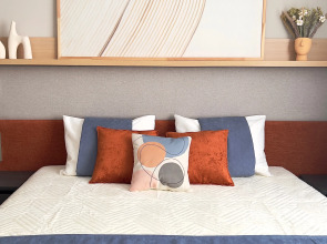 Апартаменты Granada шикарный номер в новом отеле в Адмиралтейском районе на набережной Обводного канала