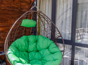 Шале Aishah House