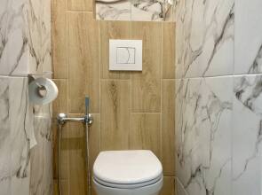 Апартаменты трехкомнатные рядом с набережной