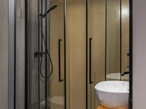 Квартира Moscow Deluxe Apartments Family Suite Silver Fountain