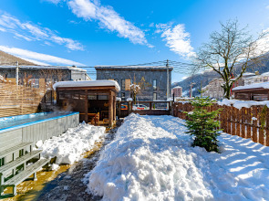 Коттедж Премиум Класса в Горах на 12 Гостей