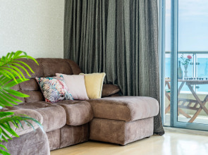 Квартира с двумя террасами и бассейном