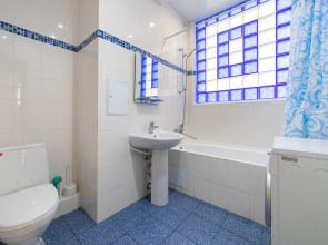 Квартира Вместительная для компании в центре Адлера