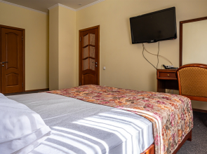 Отель Респект