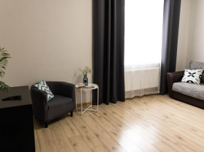 Квартира двухкомнатная в Доме с видом на Лавру