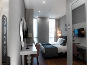 Отель Homey Airport