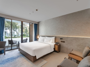 Курортный Отель Kora Beach Resort Phuket