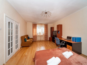 Апартаменты на аллее Поликарпова, 2