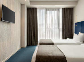 Отель Ramada By Wyndham Tbilisi Old City