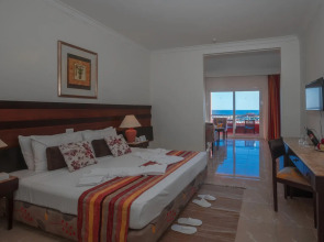 Отель Malikia Resort Abu Dabbab