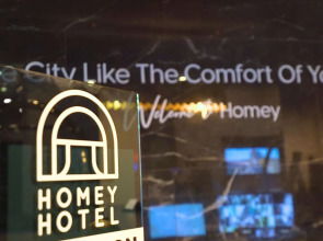 Отель Homey Airport