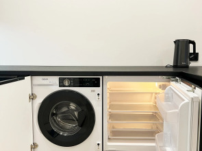 Квартира Джакузи Кино-проектор Игровая Приставка