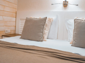 Отель Kimera Lounge