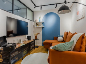 Квартира Magic Modern у метро Петроградская