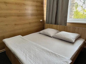 Отель Зефир