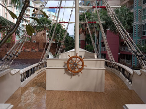 Апартаменты Grande Caribbean Condo