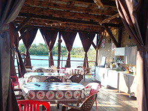 Гостевой дом в Пицунде у озера Наала