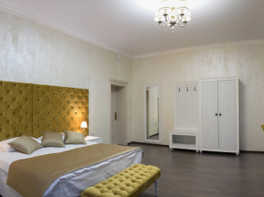 Отель Делюкс