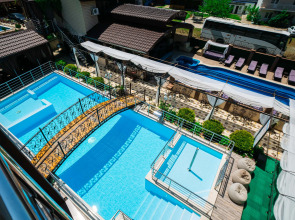 Отель Анютины Глазки