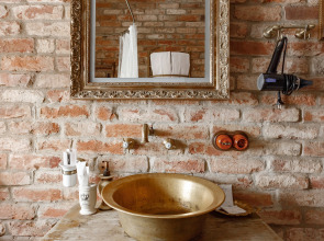 Отель Империал