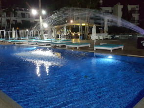 Отель Pambos napa rocks