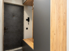 Квартира уютная трехкомнатная с двумя балконами рядом с островом Канта