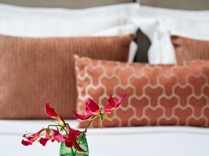 Отель Mr CAS Hotels