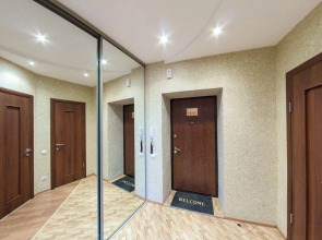 Апартаменты Home Hotel на улице Рабкоров