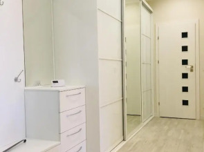 Апартаменты Apartburo с 2 спальнями и видом на море