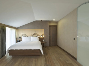 Boutique Saint Sophia Hotel