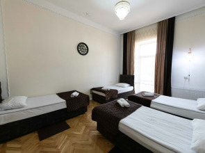 Гостевой дом Anna's Guest House Gori