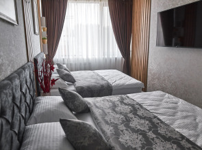 Отель July Hotel