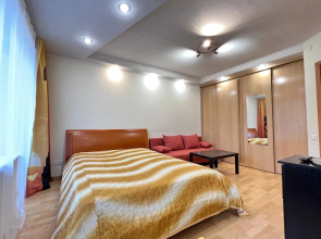 Апартаменты Марьин Дом на Попова 25