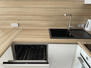 Апартаменты Двухкомнатные апартаменты на набережной