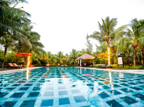 Отель Le Belhamy Resort And Spa