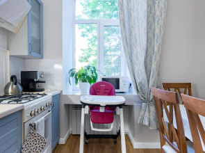 Трехкомантная квартира у летнего сада в Мозаичном дворе