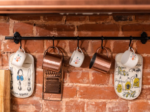 Апартаменты Дом у Реки loft Усадьба на Черниговской