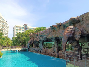 Апартаменты Laguna Beach Resort 3 The Maldives