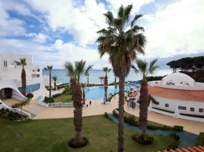 Апарт-Отель Grand Muthu Oura View Beach Club