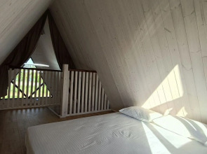 Шале White House