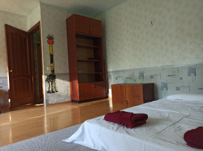 Квартира в курортной зоне около бассейна и остановки общественного транспорта