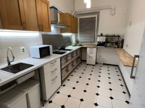 Хостел Cabbage Hostel