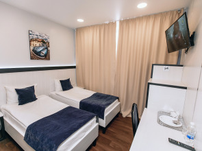 Отель RedFox в центре