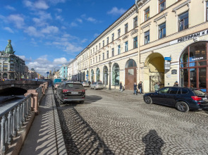 Квартира видовая в Золотом треугольнике Петербурга