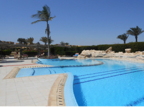 Отель Blend Elphistone Resort