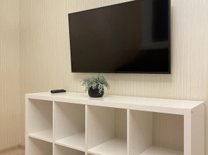 Апартаменты трёхкомнатные в центре города с балконом