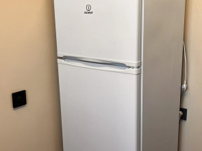 Апартаменты с Потрясающим Видом на Озеро, Горы и Город