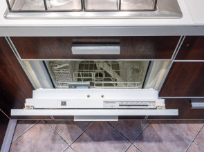 Апартаменты на Моисеенко 4